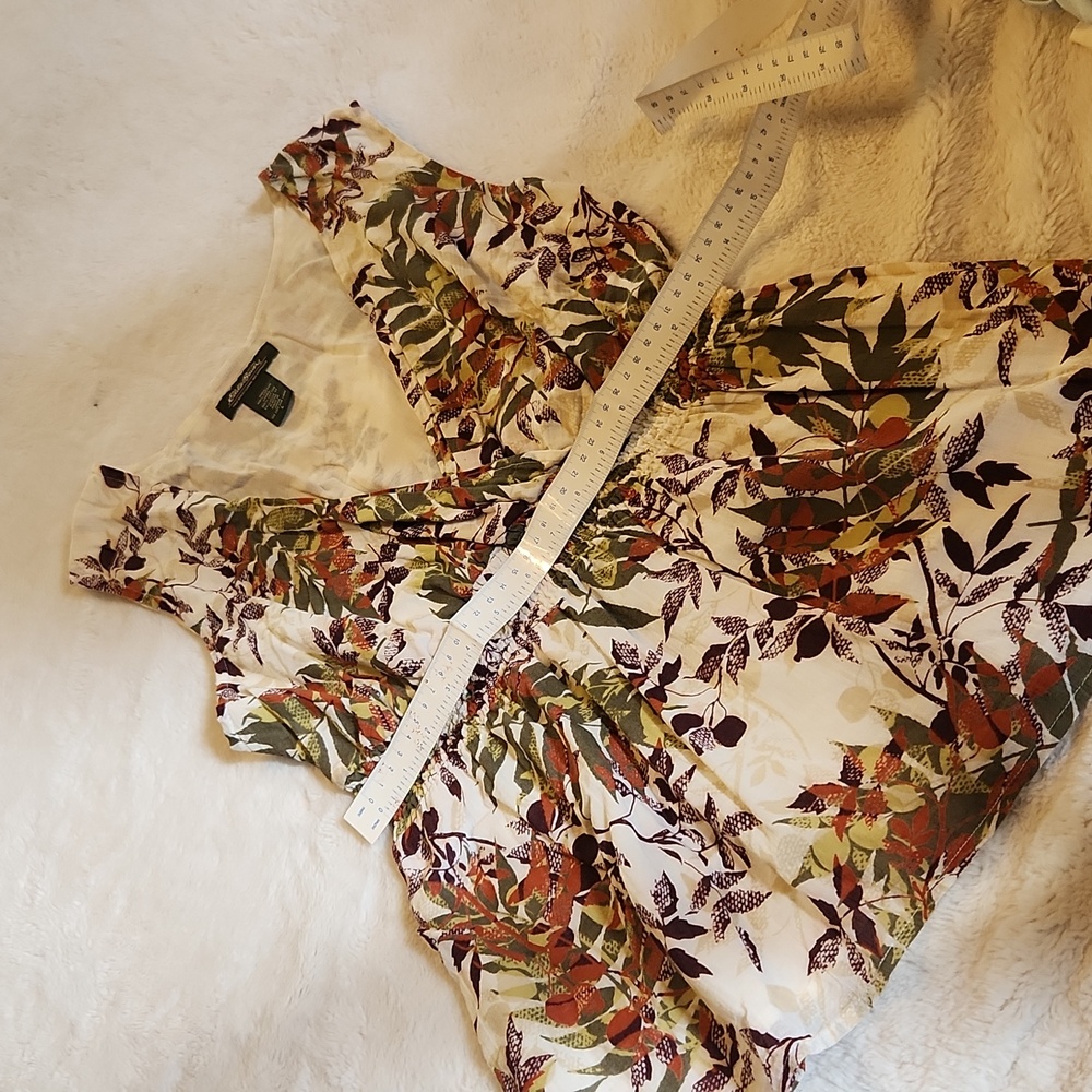 Eddie Bauer Women's Multicolor Floral 100% Cotton V-Neck Long Shirt largr